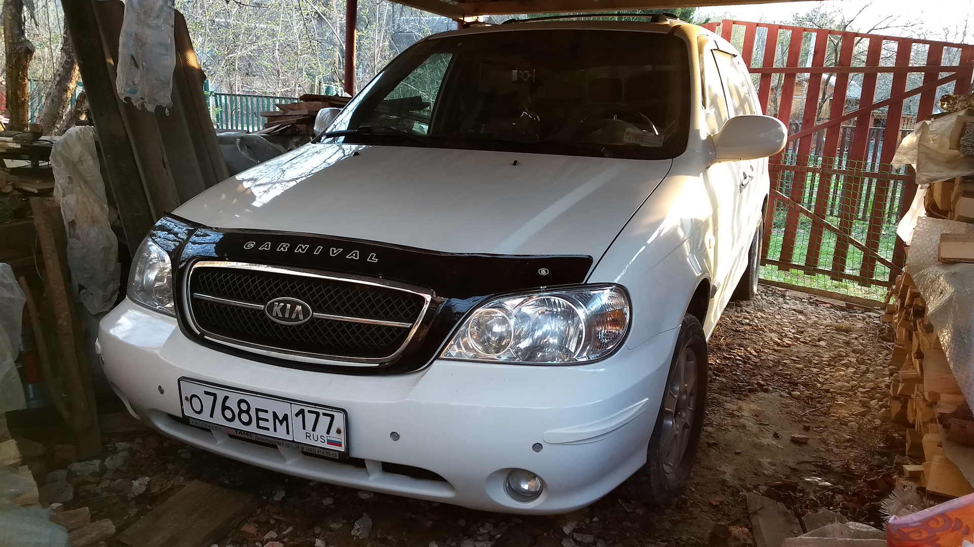 KIA Carnival (1G) 2.5 бензиновый 2005 | Скромный Трудяга на DRIVE2