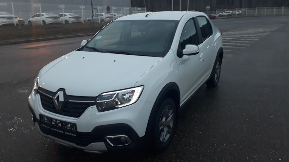 Renault Logan Stepway Р±РµР»С‹Р№