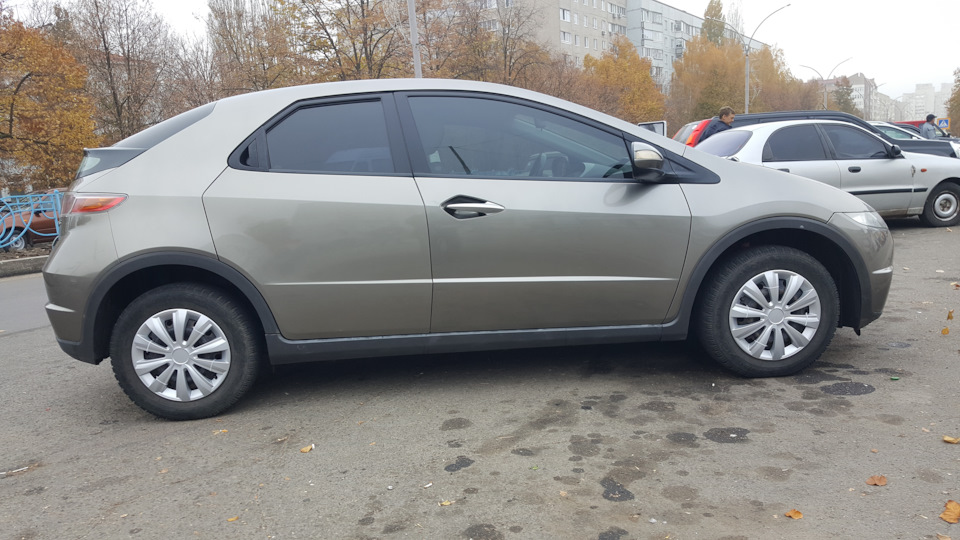 Honda Civic 5D (Хонда Cивик 5Д) 2008 года - обзор модели авто