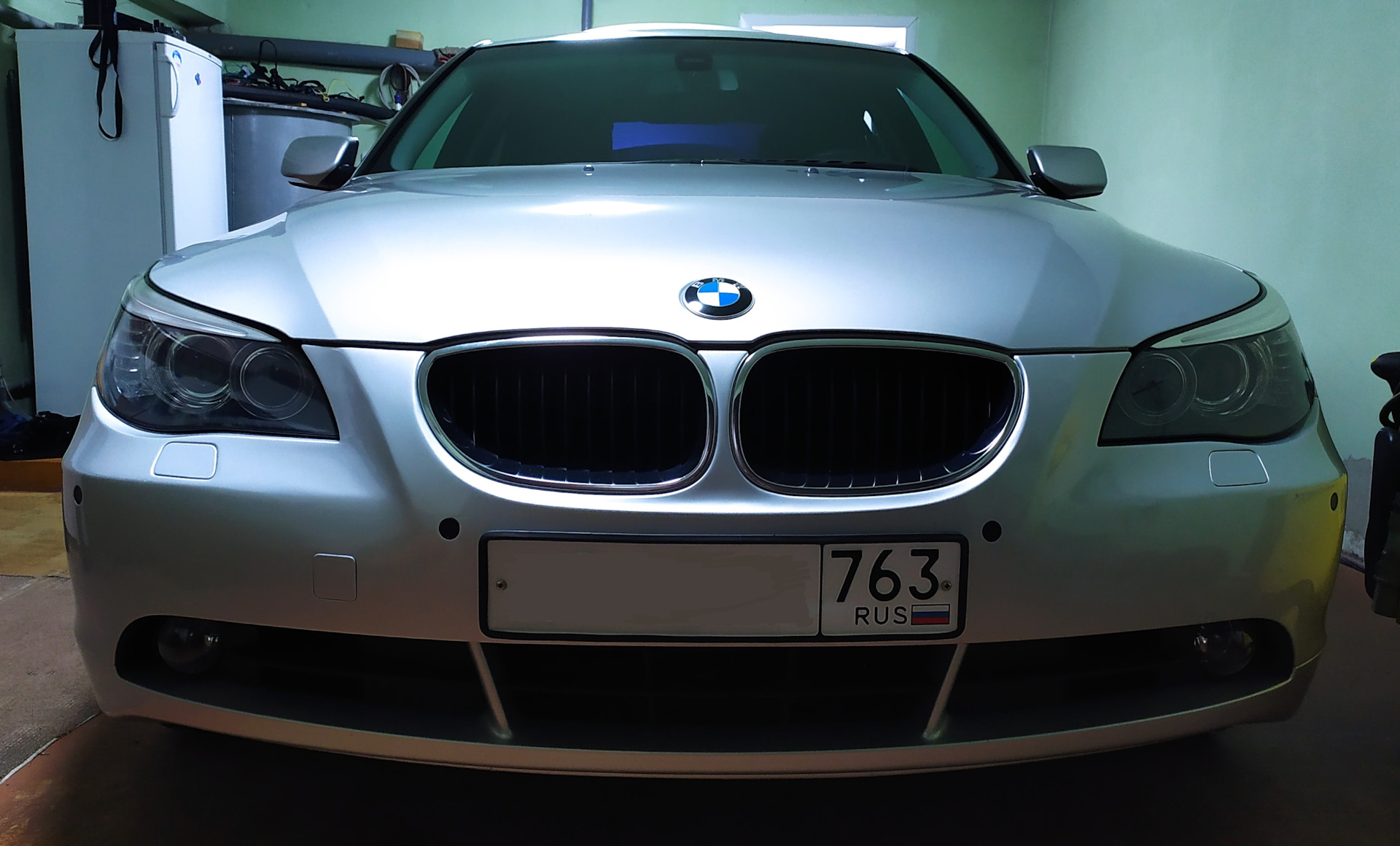 Рестайлинговые фары — BMW 5 series (E60), 2,5 л, 2004 года | стайлинг ...