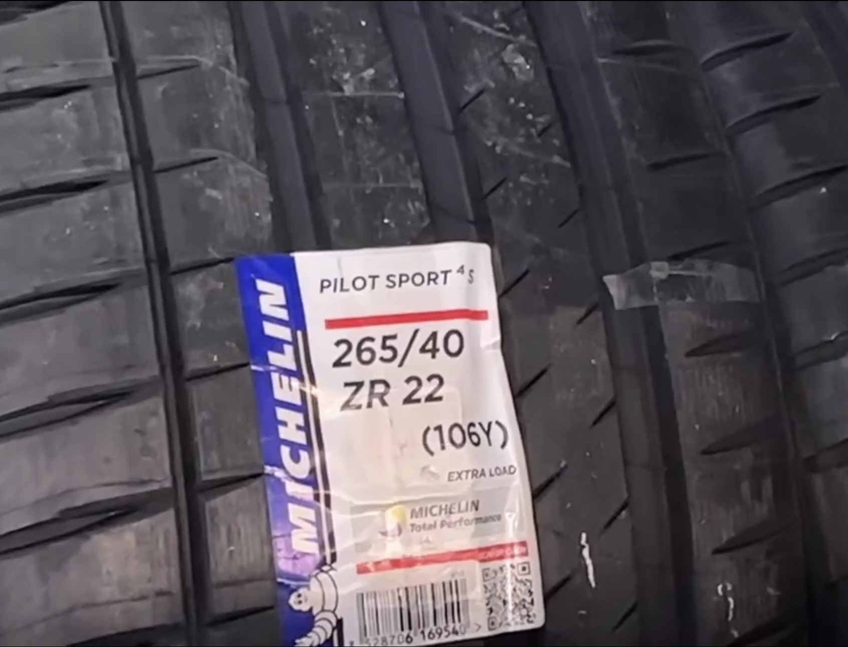 Резина разноширокая на Zeekr 001 — Zeekr 001, 2022 года | шины | DRIVE2