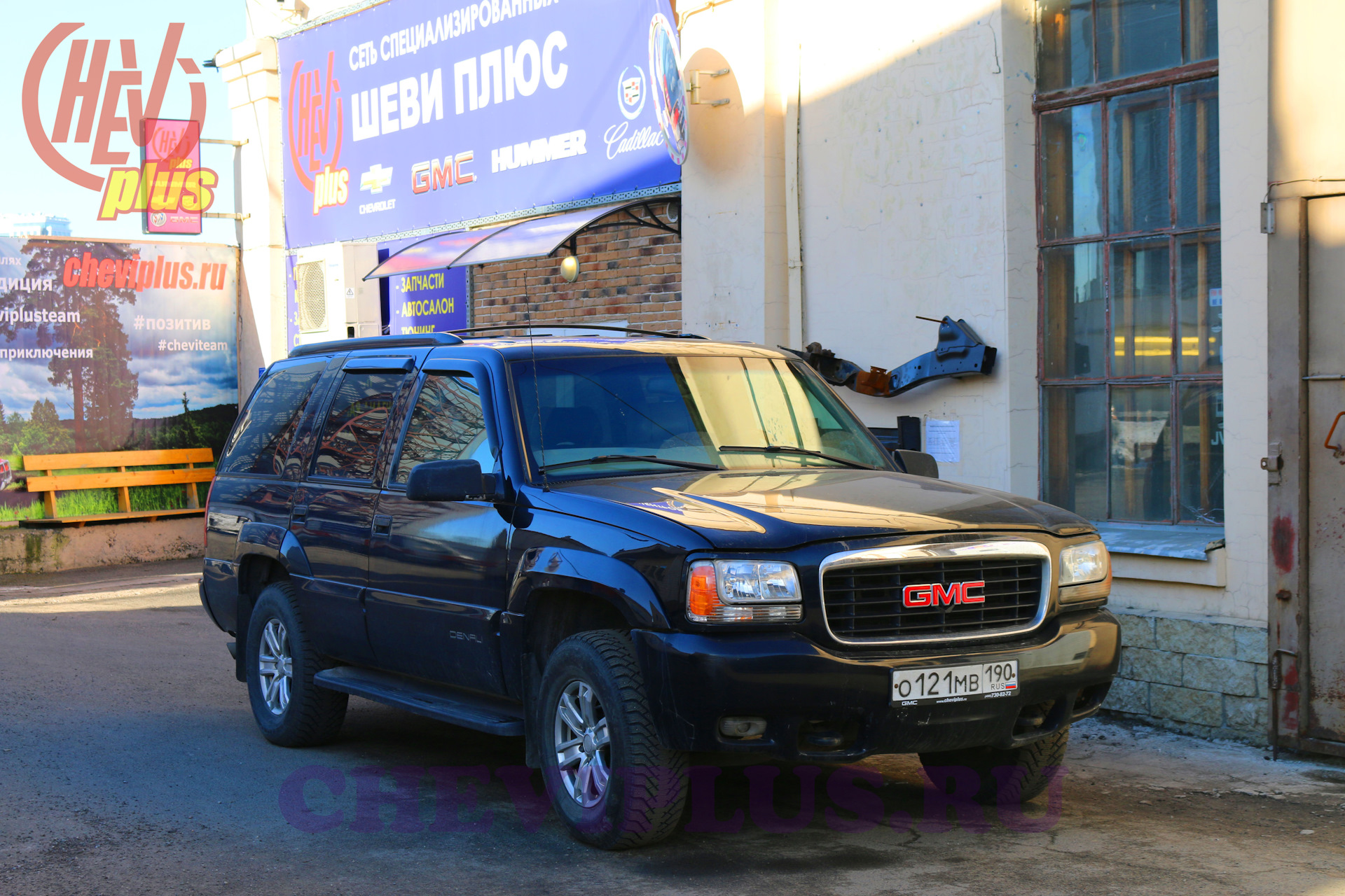 Шеви плюс. GMC Yukon 400. Escalade gmt400. GMC 400 Yukon STARCRAFT.