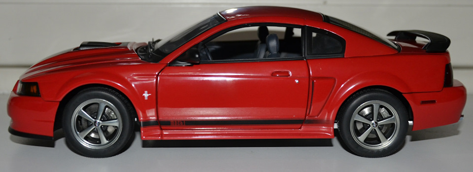 ミニカー Autoart ford Mustang Mach I 1/18 オートアート フォード マスタング マッハ Ⅰ 1971 （ホワイト