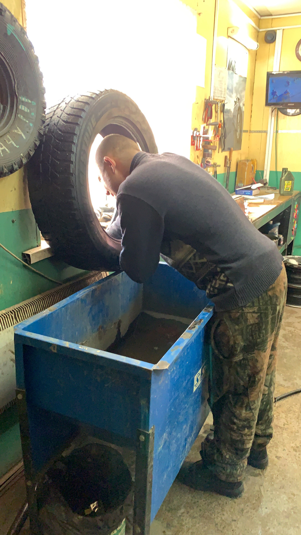 Ложка дегтя перед НГ — Lexus RX (2G), 3,3 л., 2005 года | шины | DRIVE2