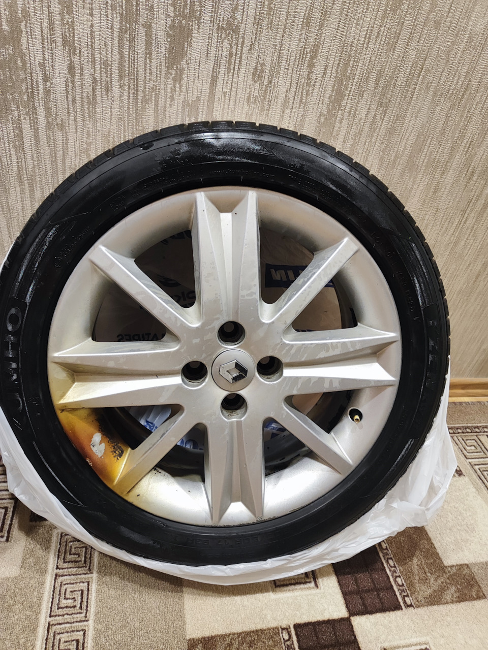 Диски рено меган 2 r15. Размер дисков рено меган 2 универсал дизель 1. Колесные диски рено меган 2. Размер дисков рено меган сценик 1. Диски меган 2 параметры.