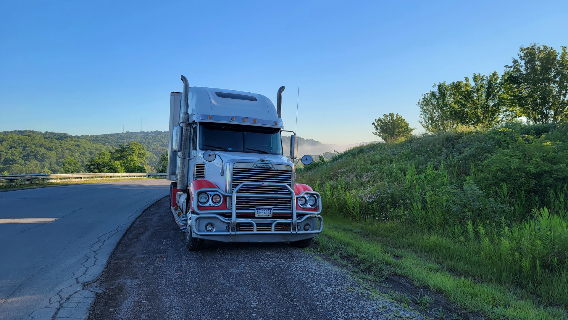 Фото с дорог США: Июнь — 2021 (Часть — 5) — Freightliner Coronado, 1,4 л,  2007 года | фотография | DRIVE2