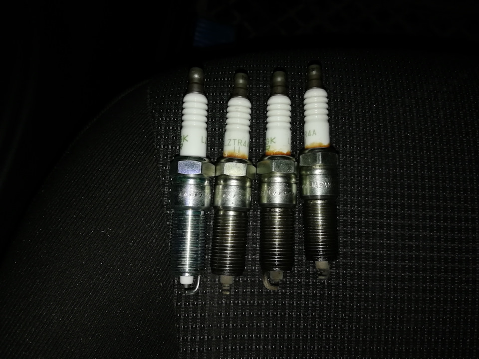 Замена катушки зажигания — ГАЗ Сайбер, 2,4 л, 2008 года | электроника ...