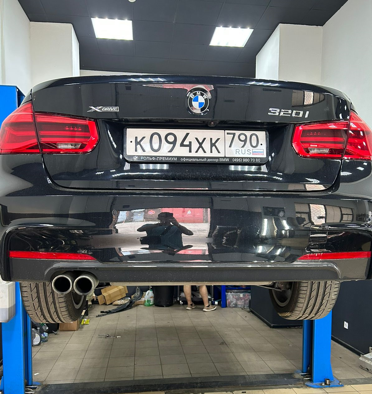 Установка сплиттеров. Крепление аккумулятора BMW f30. Установка диффузора