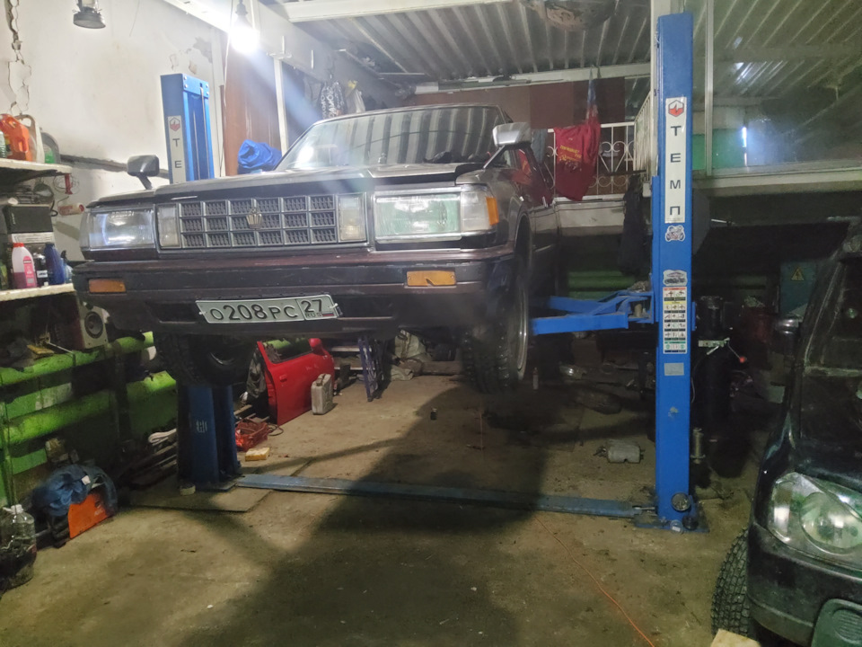 Фото в бортжурнале Toyota Crown Wagon (S120)