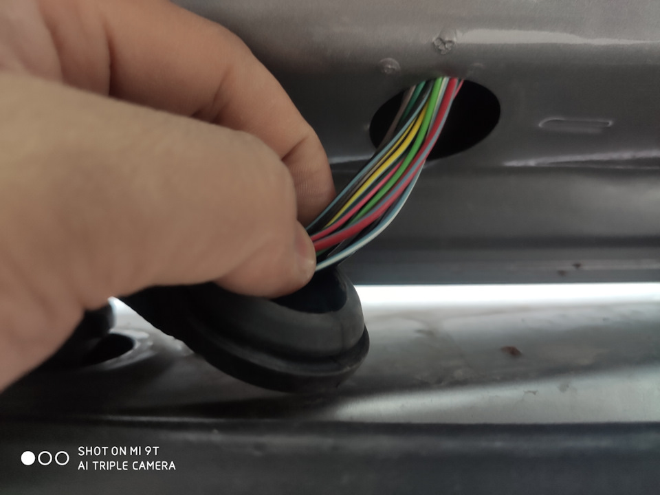 SOS Не открывается крышка багажника — Subaru Outback (BR), 2,5 л, 2011 ...