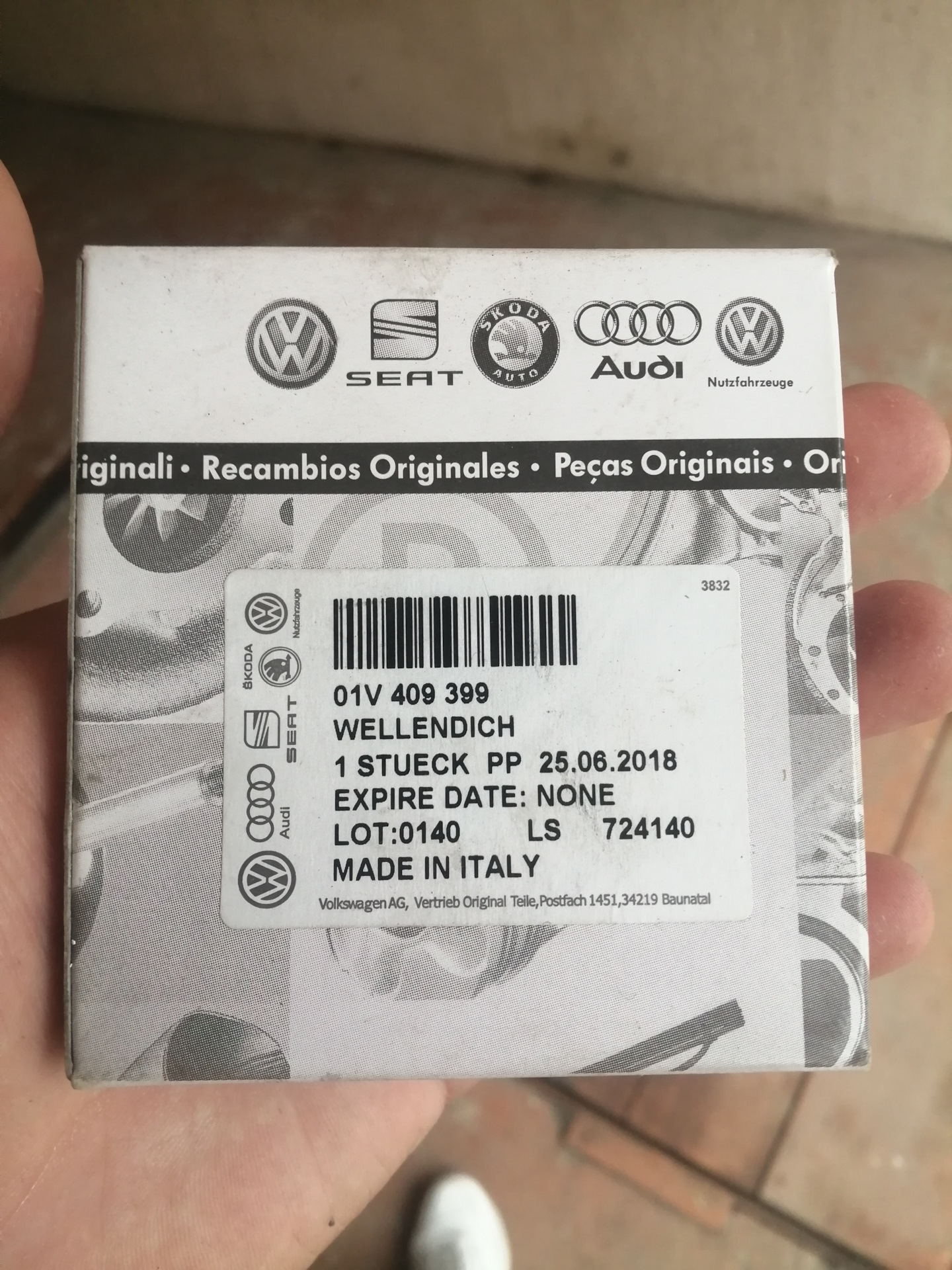 Осталось от пассата б5+ 1,8т акпп — Volkswagen Passat B5, 1,8 л, 2001 ...