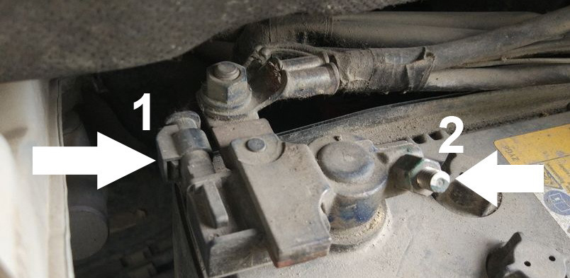 ПРАВИЛЬНОЕ отключение и подключение Аккумулятора для зарядки или снятия ...