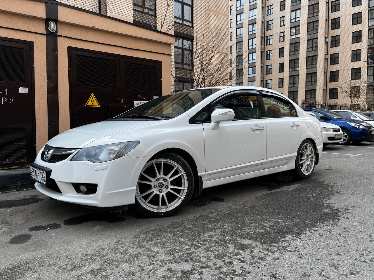 Хотели Acura RDX, а купили снова Honda Civic — Honda Civic 4D (8G), 1,8 л,  2011 года | покупка машины | DRIVE2