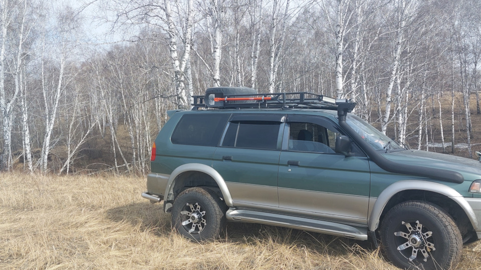 Mitsubishi Challenger 3.0 бензиновый 1997 на DRIVE2