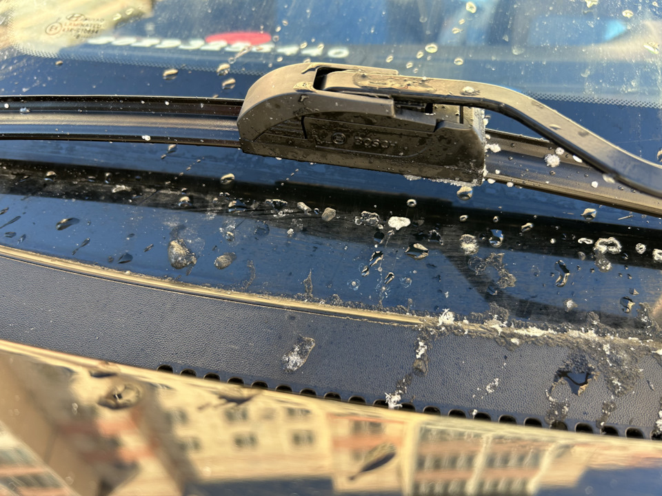 Щетка стеклоочистителя не прилегает к лобовому! — DRIVE2