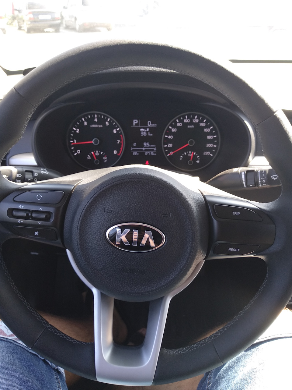 Перетяжка руля по гарантии — KIA Rio (4G), 1,6 л, 2018 года | визит на  сервис | DRIVE2