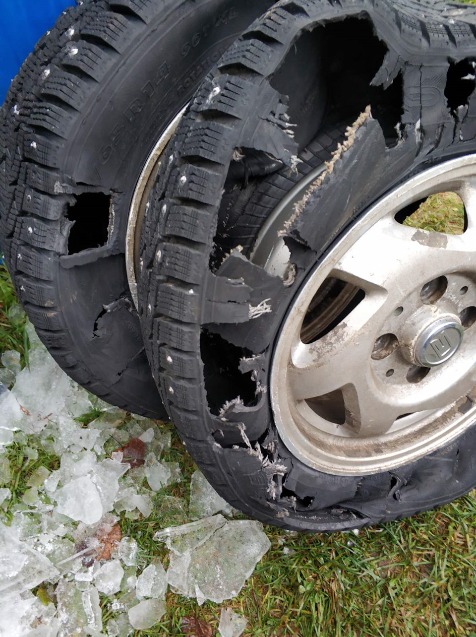 Уг :( — Москвич Князь Владимир, 3 л, 1999 года | шины | DRIVE2