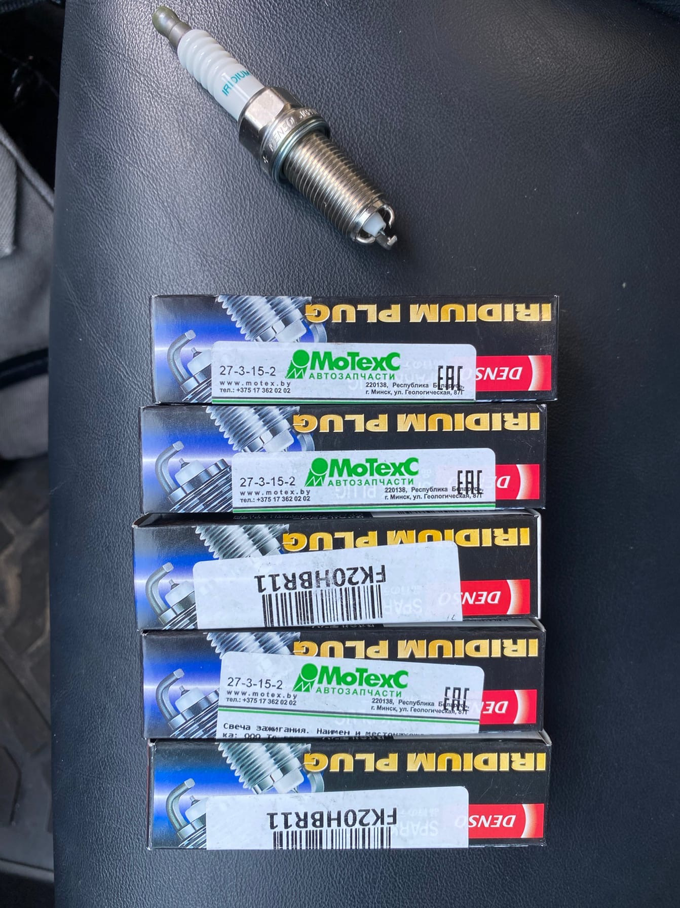 Lexus is 250 4GRFSE Замена свечей зажигания, чистка дроссельной ...