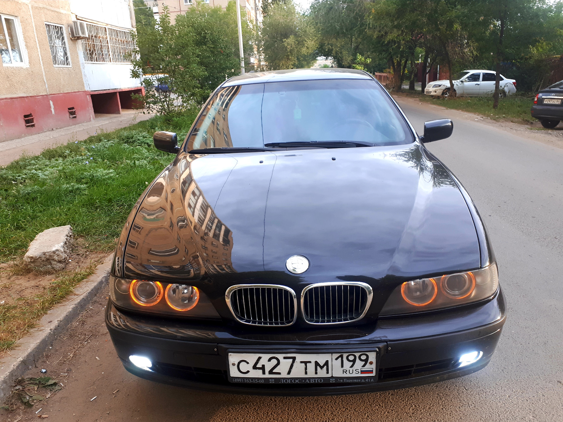 Глазки е39. Ангельские глазки бмв е39 дорестайл. Ангельские глазки бмв е39 дорестайл. Bmw 5 e39 ангельские глазки. Е39 дорест ангельские глазки.