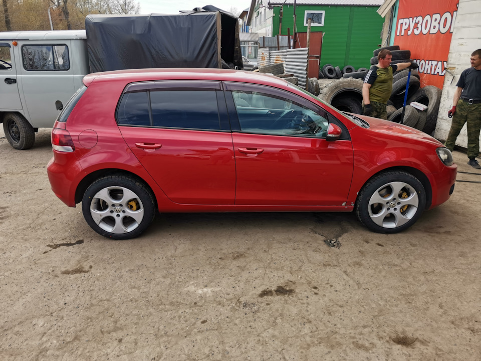 Дела резиновые) — Volkswagen Golf Mk6, 1,4 л, 2009 года | шины | DRIVE2