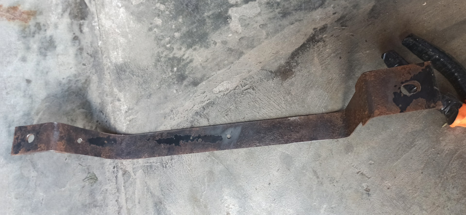 Продувка адсорбера и покраска кронштейна адсорбера — Hyundai Elantra ...