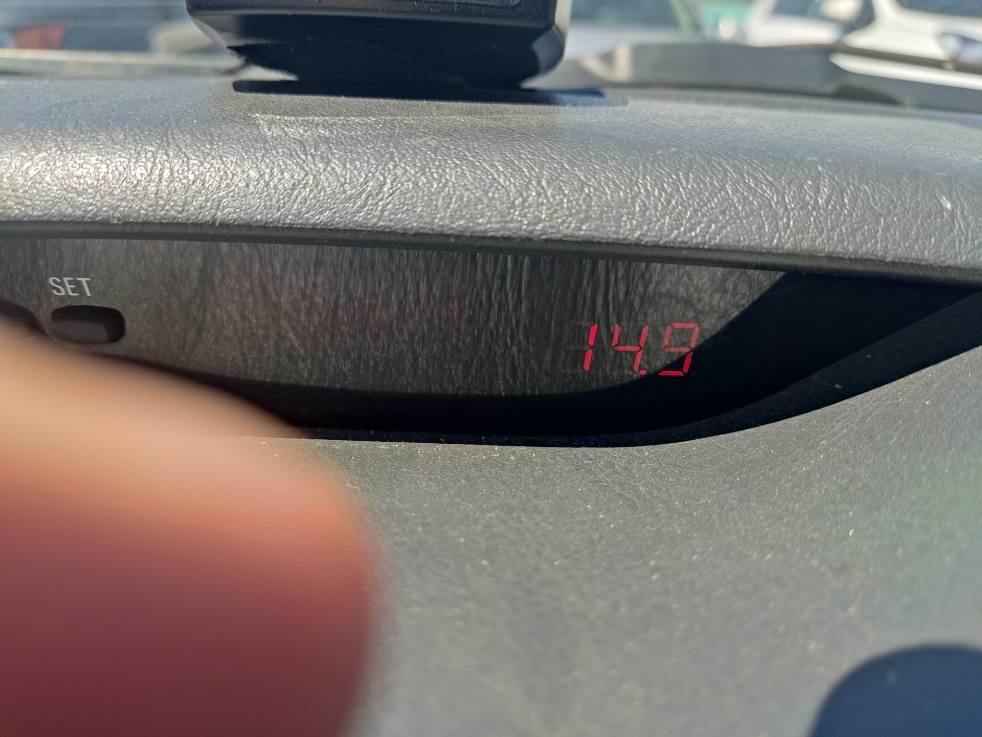 Повышенное напряжение генератора — Mitsubishi Legnum, 2,5 л, 1996 года ...