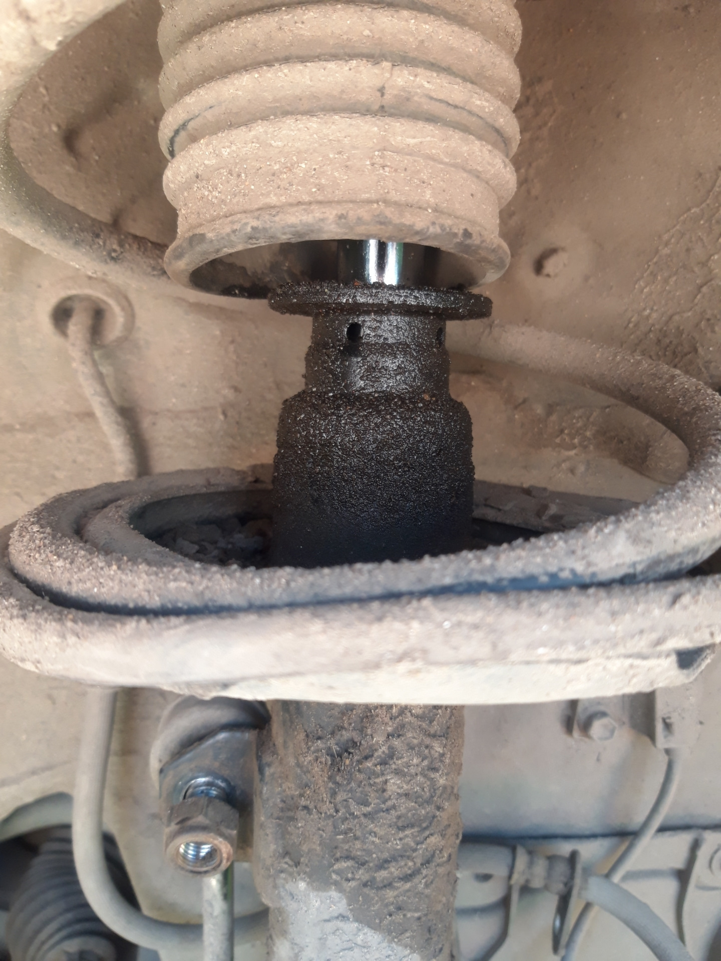 Рав 4 замена амортизатора. Рав 4 замена амортизатора. Рав 4 замена амортизатора. Задние амортизаторы тойота рав 4. Рав 4 замена амортизатора.