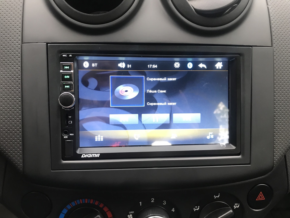 4. Установка магнитолы Digma DCR-580 2din Chevrolet Nexia 2020-н.в ...