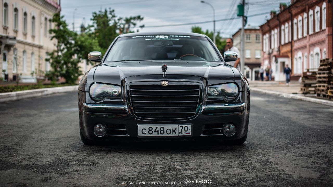 Chrysler 300 (300C) (1G) 5.7 бензиновый 2006 | Бешеная утка на DRIVE2