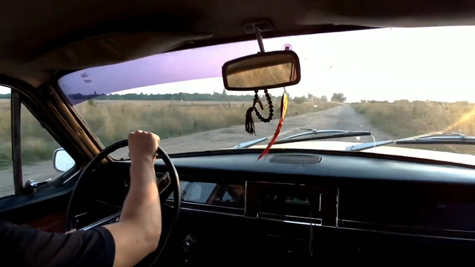 Дачное бездорожье. Что за подвеска? Ям не чувствую. — ГАЗ 2410