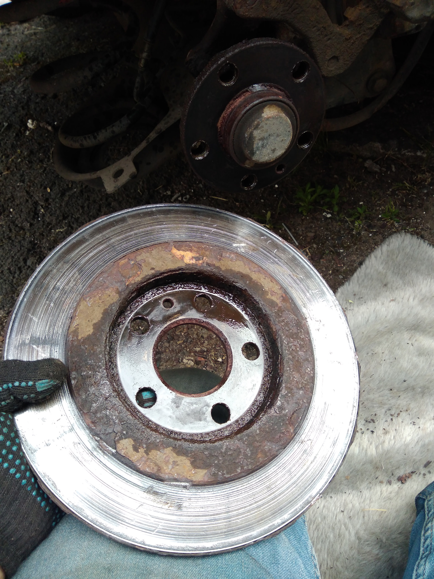 замена тормозных дисков пежо