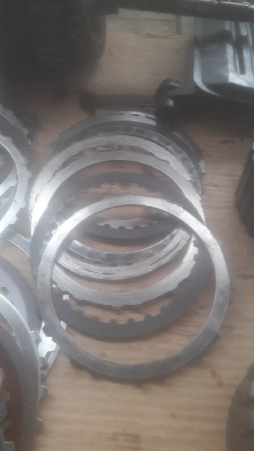 Фрикционы мягкоговоря устали немного — Mitsubishi Lancer IX