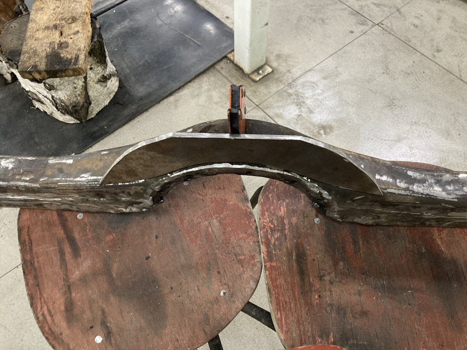 5 — CUSTOM TRUCK