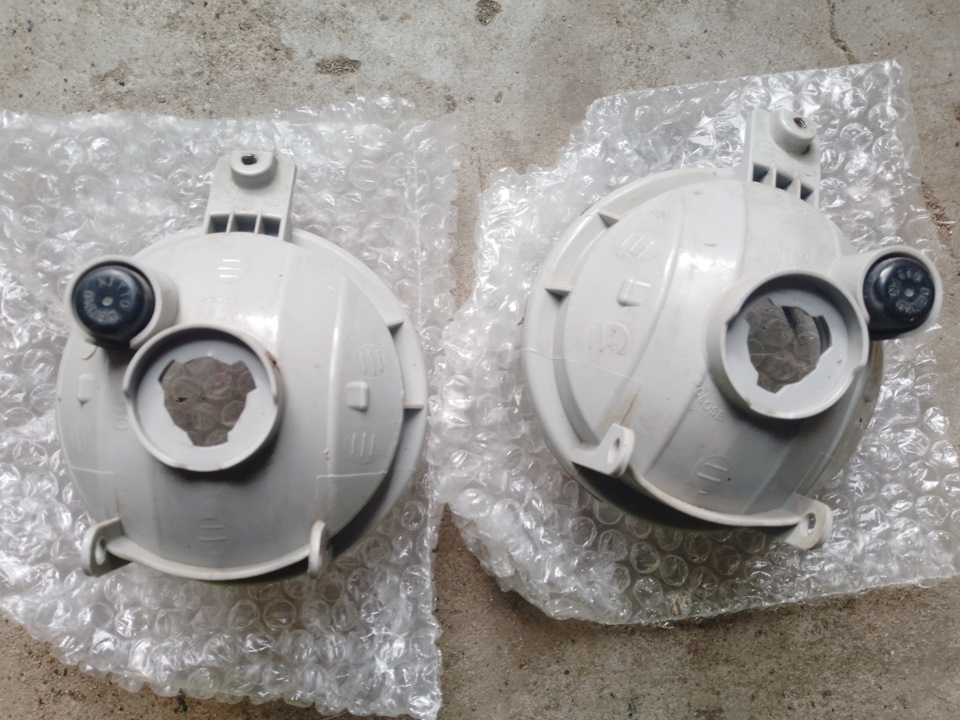 Фары противотуманные на Chevrolet Captiva (1G), Chevrolet Cruze (1G). Б ...