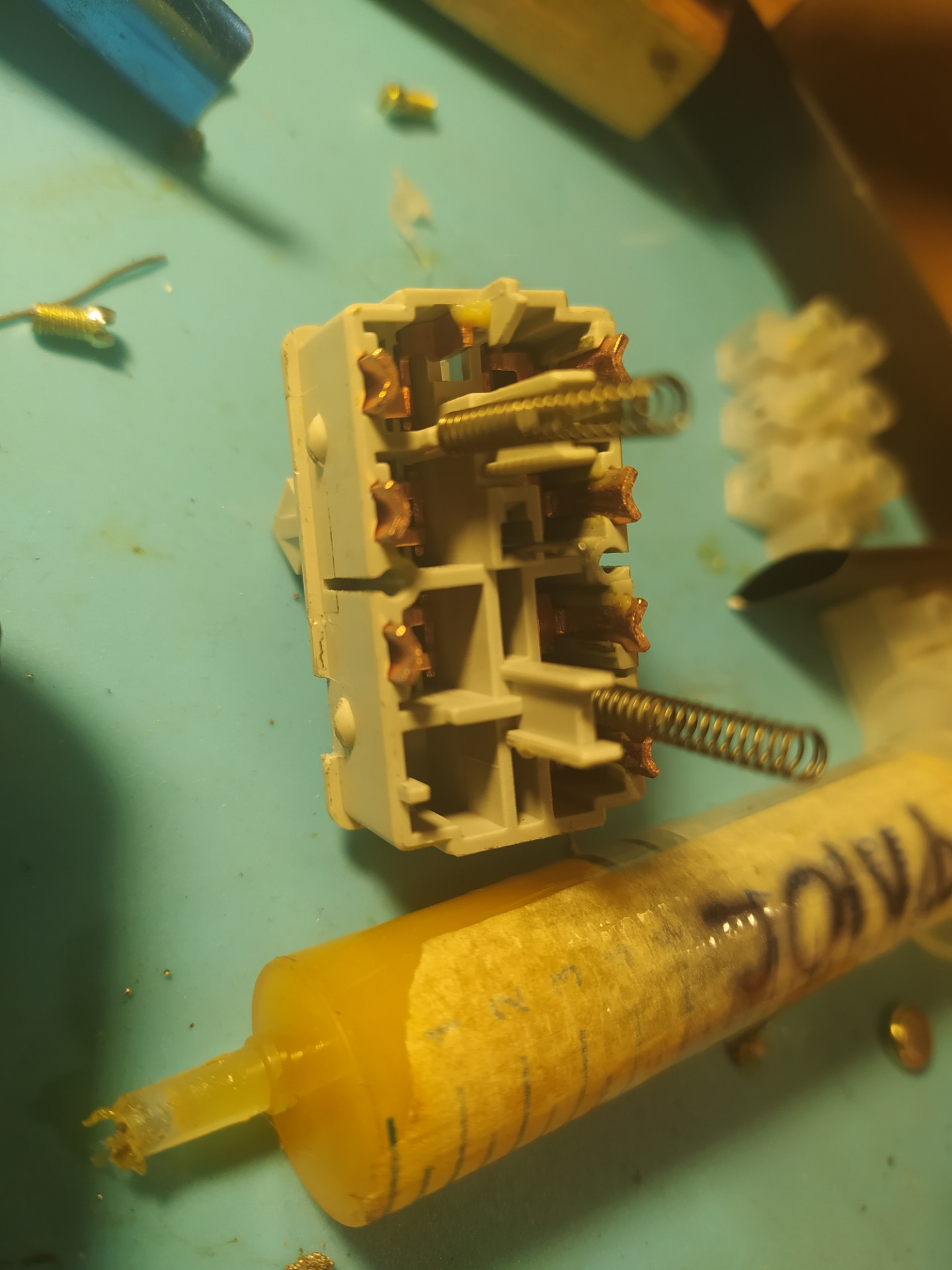 Переделка реле поворотов под led — Volkswagen Golf Mk4, 1,6 л, 2002 ...