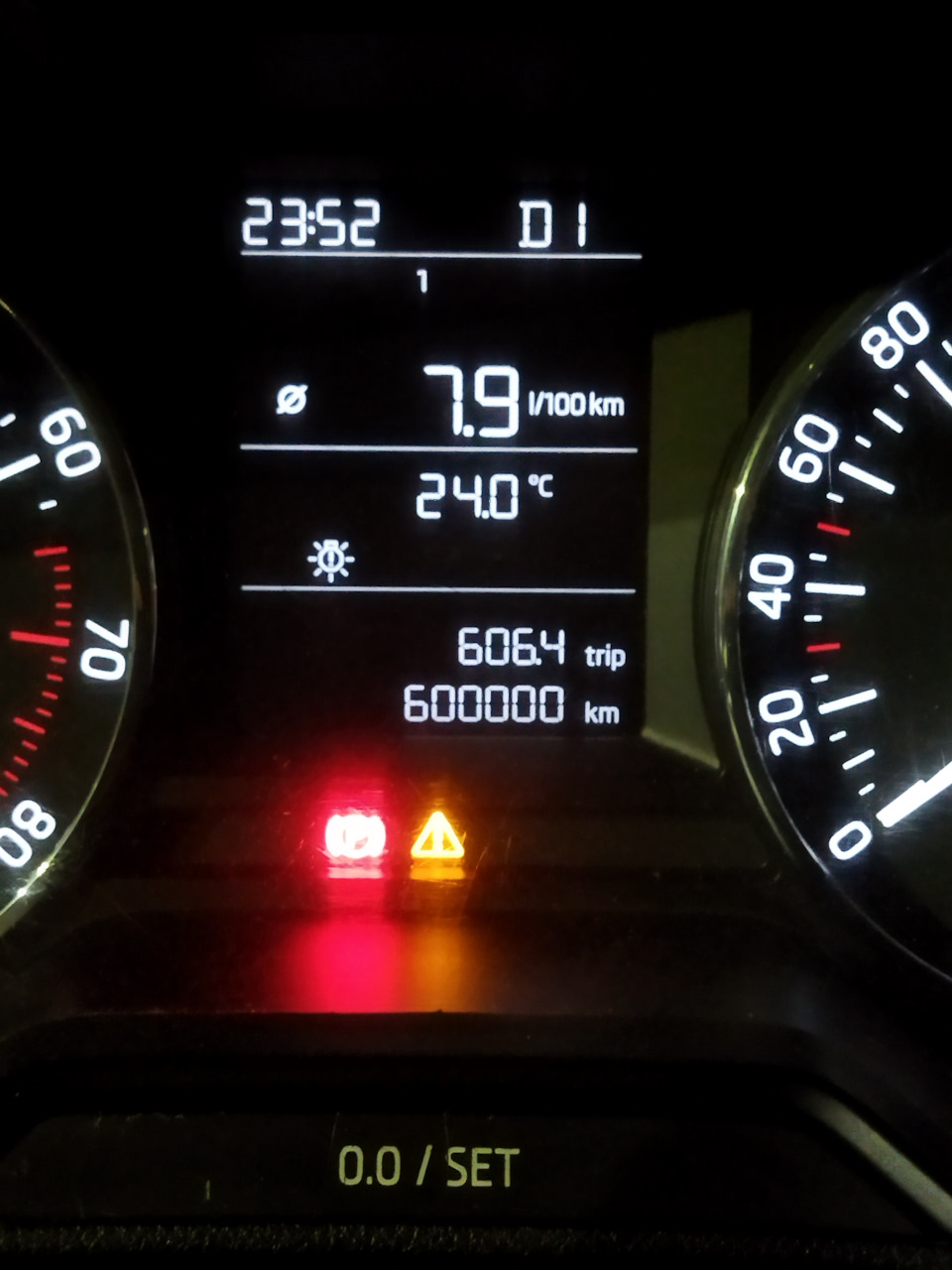 Юбилей — Skoda Octavia A7 Mk3, 1,6 л, 2015 года | наблюдение | DRIVE2