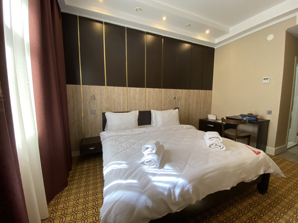 наш с женой номер — KIA Sorento (2G)