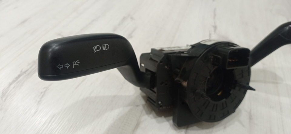Подрулевые переключатели с БК Skoda Fabia2 на Skoda Fabia Combi Mk2 ...