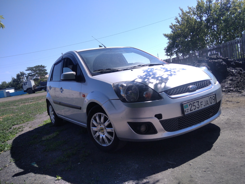 Поездка к знакомым товарищам на автосервис Орбита — Ford Fiesta (Mk V ...