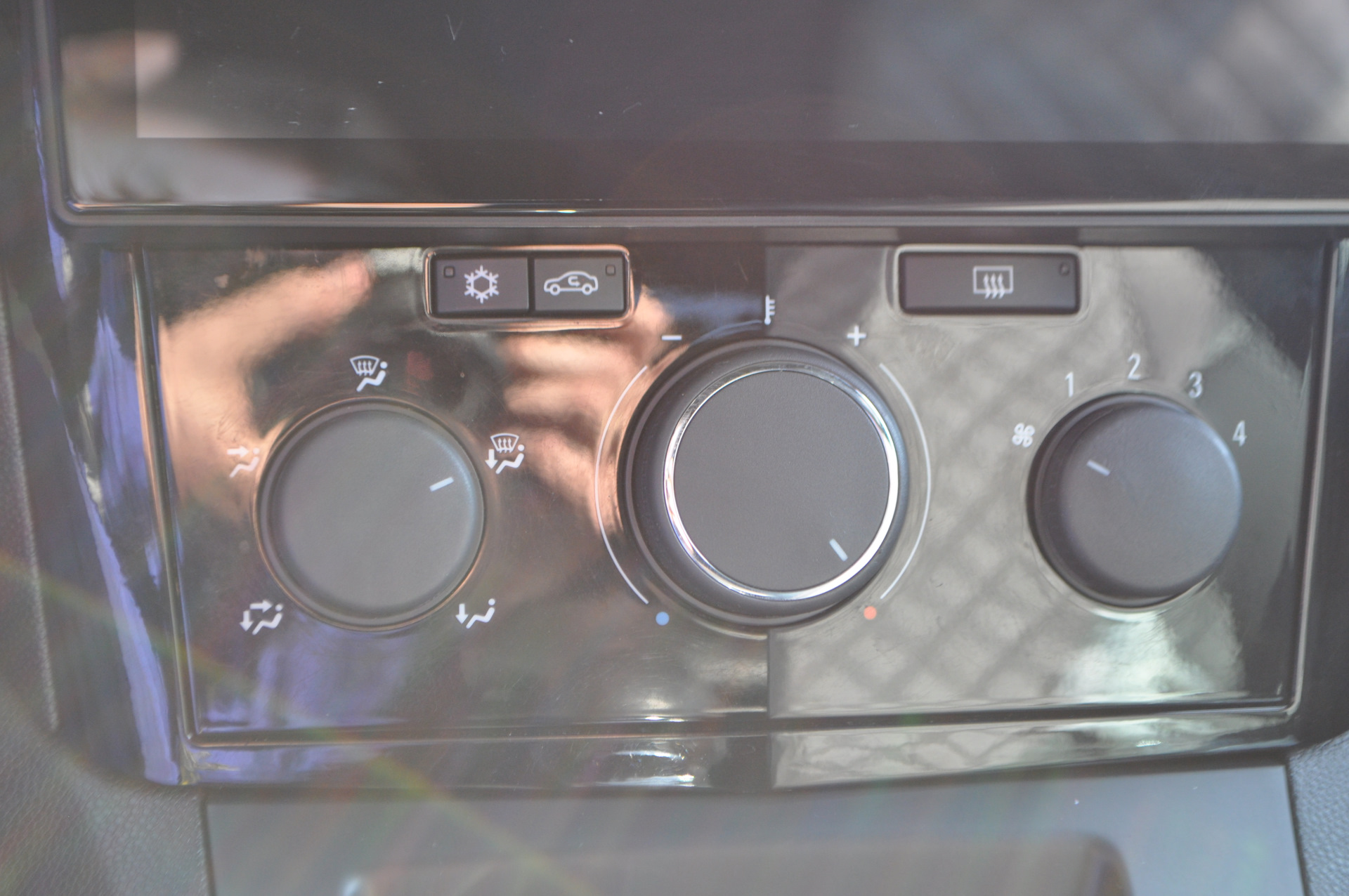 Мультимедийная станция AURA AMV-0916L. #Установка в OPEL ZAFIRA B. # ...