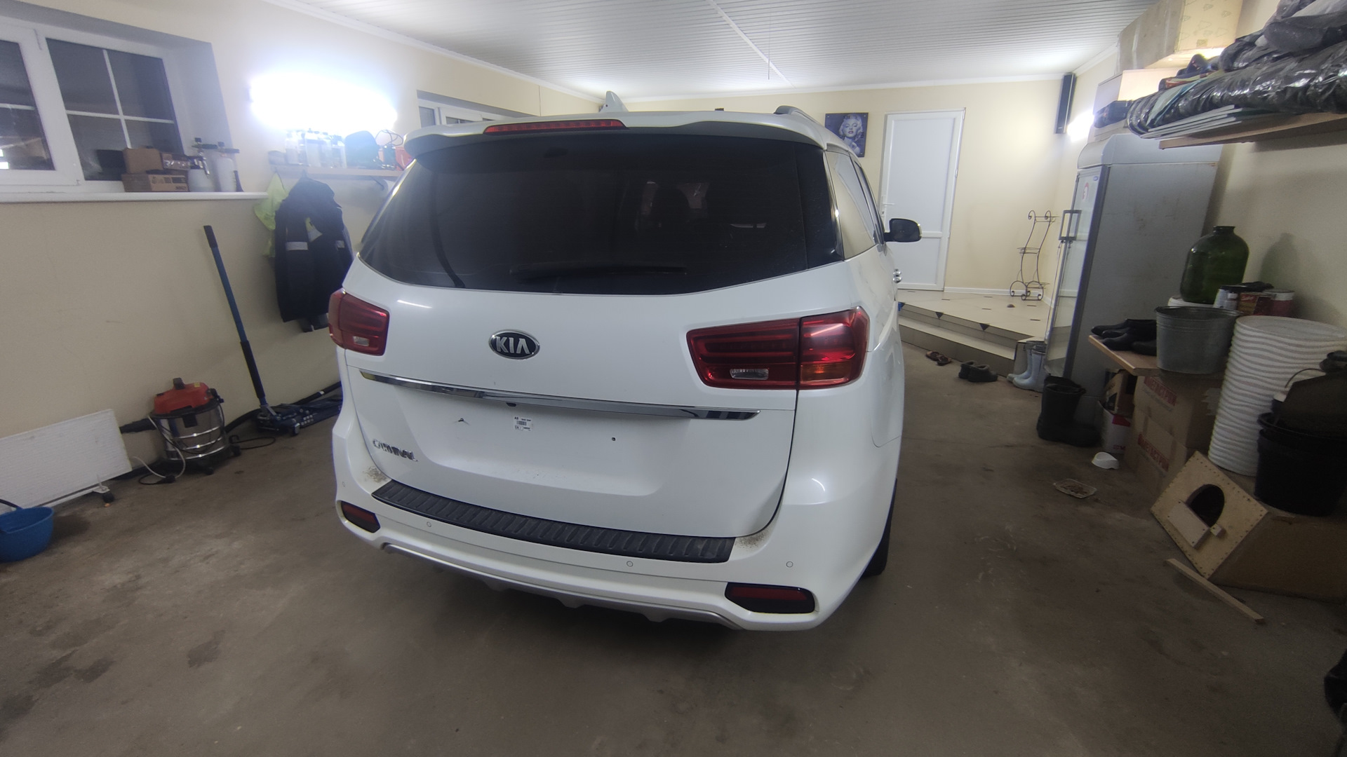 KIA Carnival (3G) 2.2 дизельный 2019 | Большой брат на DRIVE2