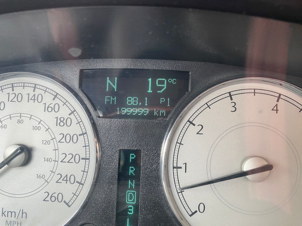 Пробег на спидометре — Chrysler 300 (300C) (1G), 3,5 л, 2005 года ...