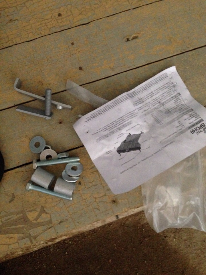 Пробил поддон, новый АКБ, защита двигателя — Volkswagen Jetta II, 1,6 л ...