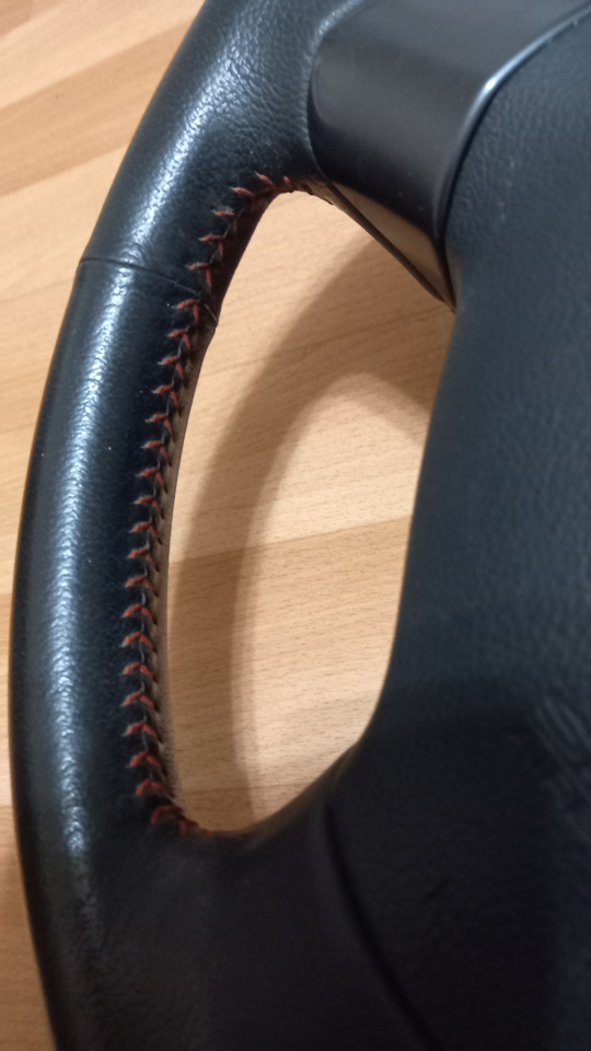 Руль subaru с красной строчкой на Subaru Forester (SH), Subaru Legacy ...