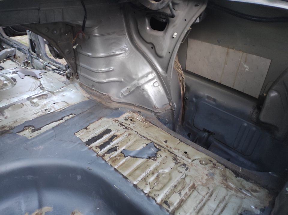 Шумка Багажник Toyota Camry Sv32 — Toyota Camry (V30), 2 л, 1993 года ...