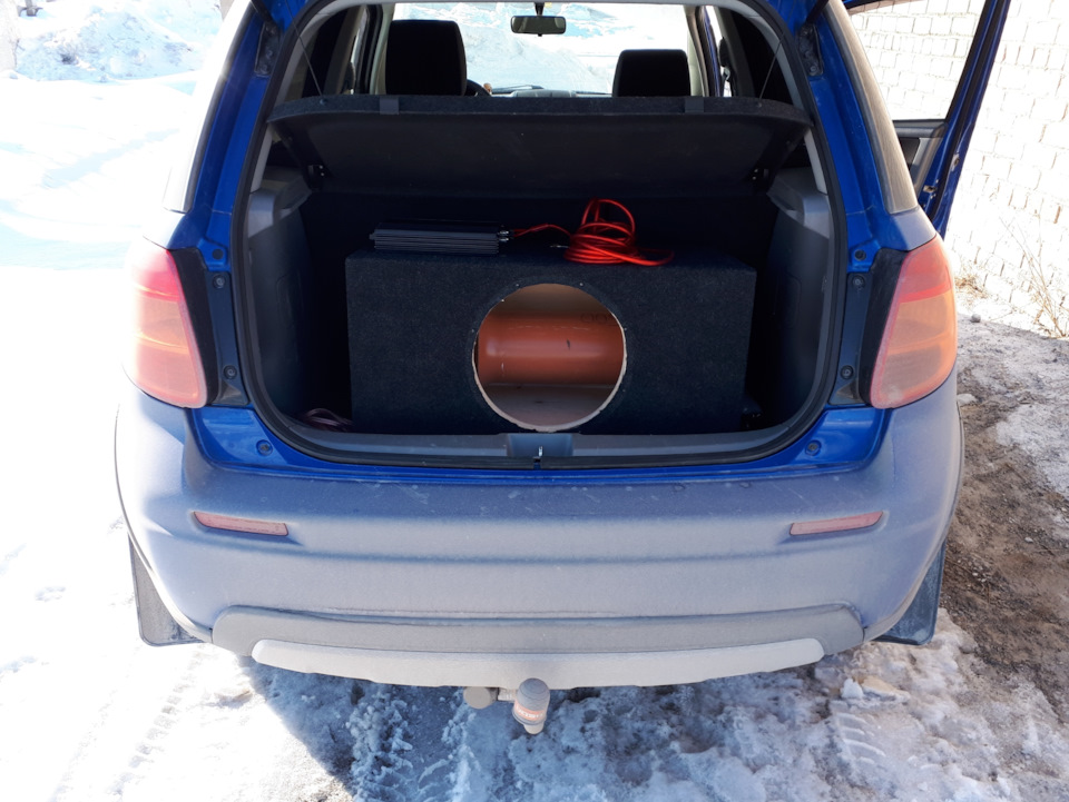 Саба 70. 70 сабов. Фиат палио универсал багажник. Короб 800 л для сабба. Что лучше короб для саба туннель или труба.