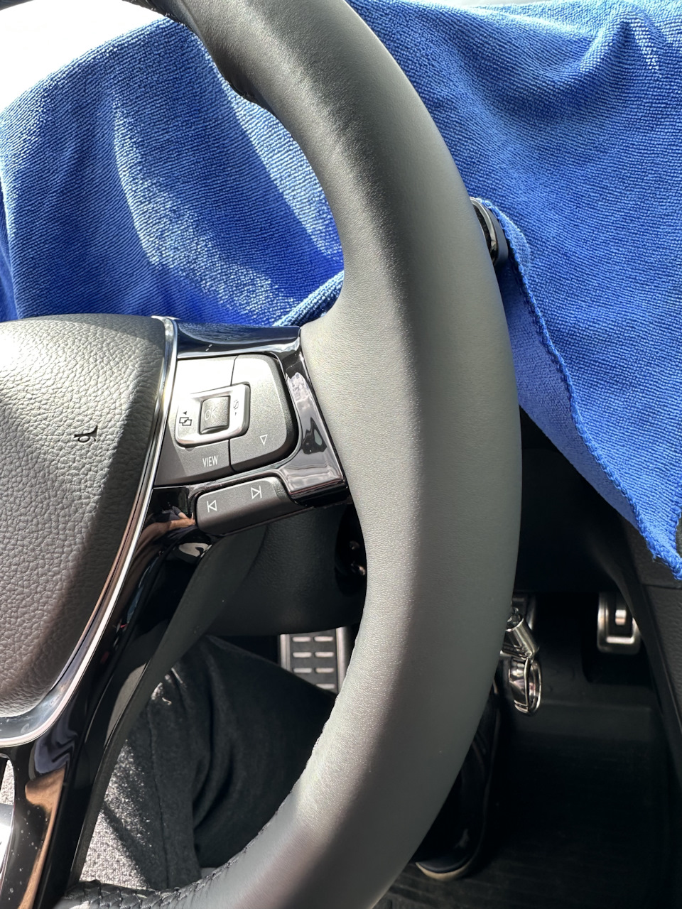 Очиститель кожи руля Chemical Russian — Volkswagen Golf Mk7, 1,4 л ...