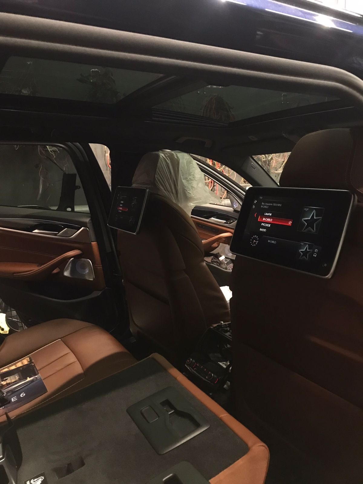 Продолжение. Мультимедиа для задних пассажиров . — BMW 5 series Touring ...