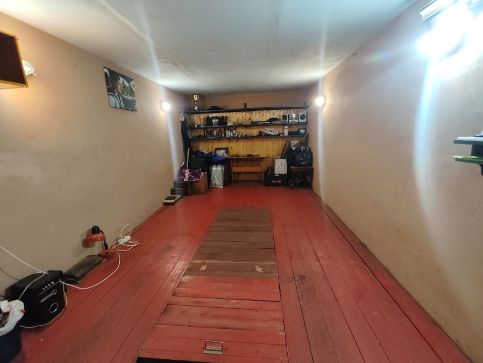 2 — BMW 5 series (E60)