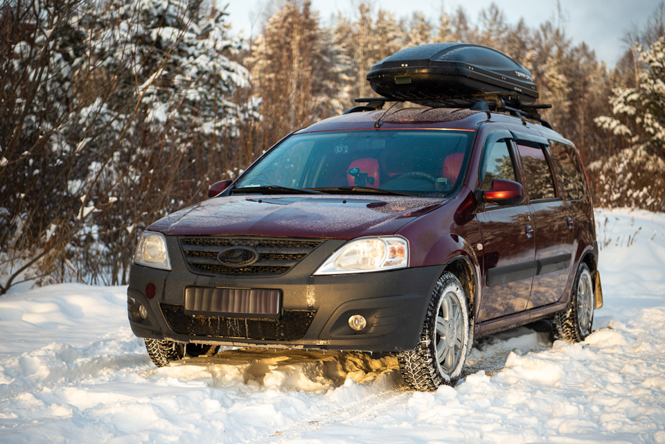 Решетка радиатора FL — Lada Ларгус, 1,6 л, 2014 года | аксессуары | DRIVE2